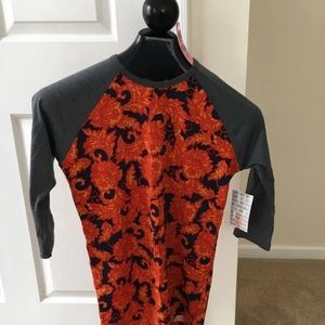 Lularoe randy tee